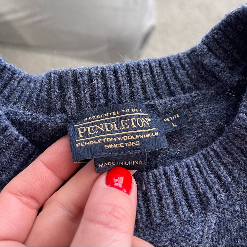Pendelton Woolen Mills Womens Wool Sweater Sz L Petite Navy‎ Blue Capsule Winter - Picture 3 of 8